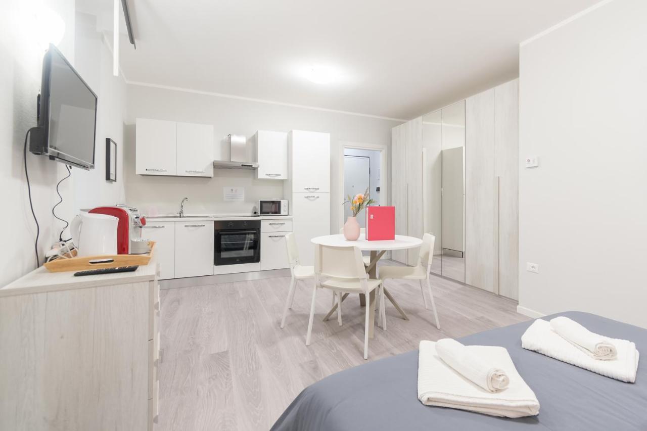 Palazzetto Vittoria - F&L Apartment เบรเชีย ภายนอก รูปภาพ