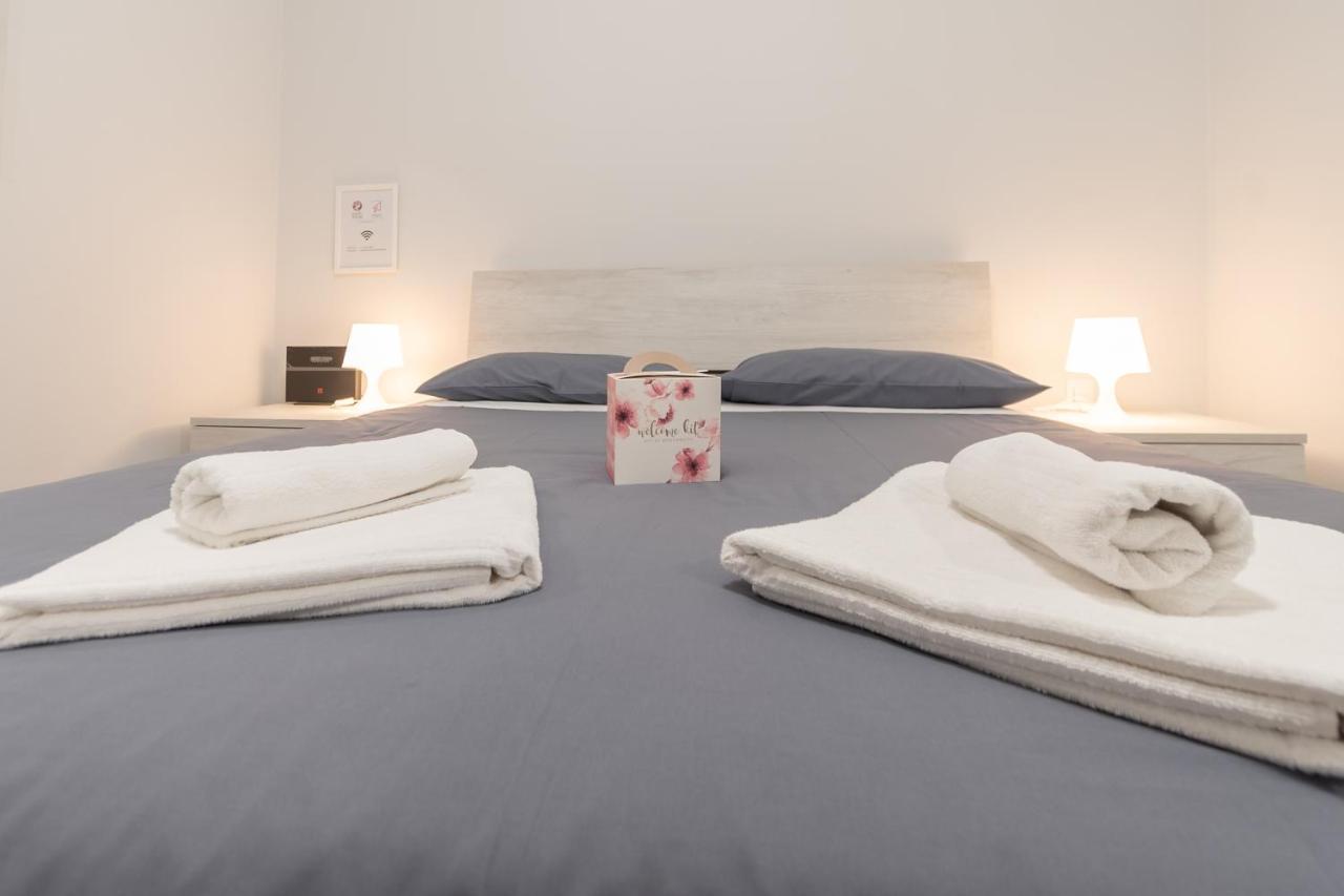 Palazzetto Vittoria - F&L Apartment เบรเชีย ภายนอก รูปภาพ
