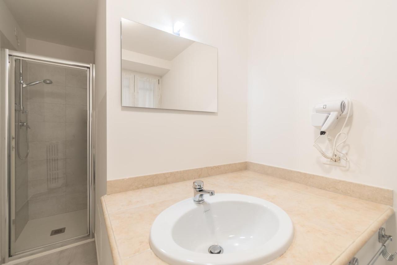 Palazzetto Vittoria - F&L Apartment เบรเชีย ภายนอก รูปภาพ